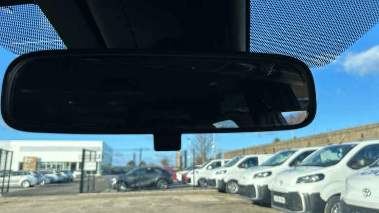 Toyota Yaris Cross 1.5 Hybrid Design 5dr CVT Hybrid Estate